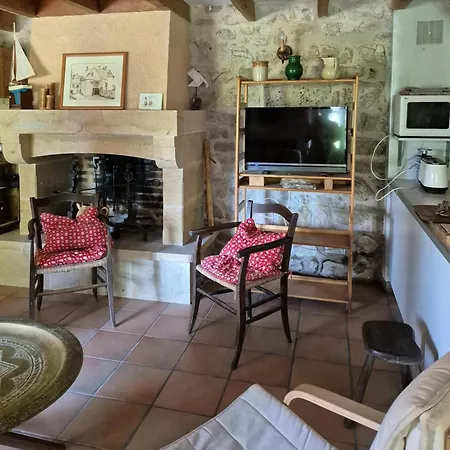 Сasa de vacaciones La Maison Du Bord De L'eau De Baignade Vayrac