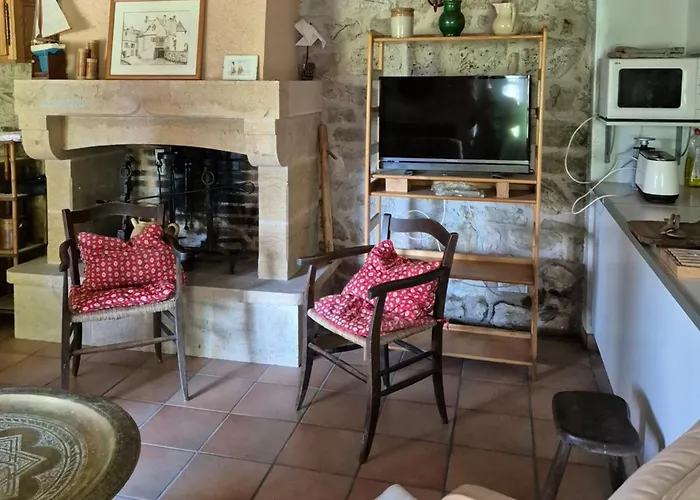 Tatil Evi La Maison Du Bord De L'eau De Baignade Vayrac